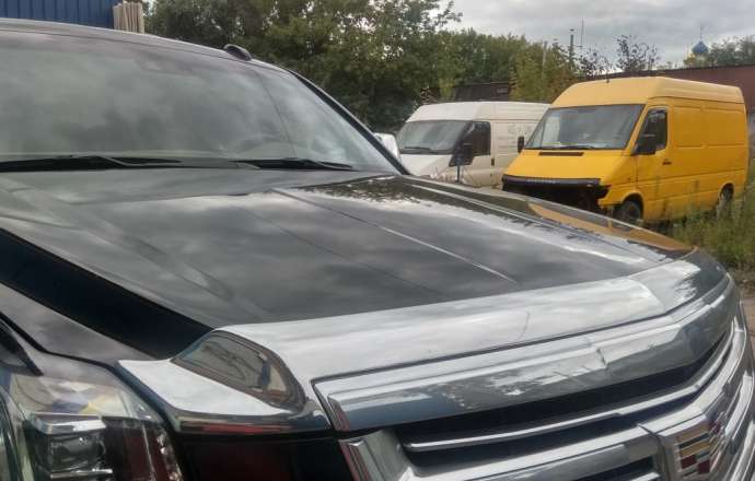 Хромированный дефлектор капота Cadillac Escalade с 2015 по 2020 гг