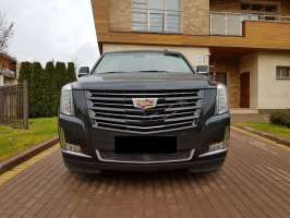 Решётка радиатора в чёрном стиле